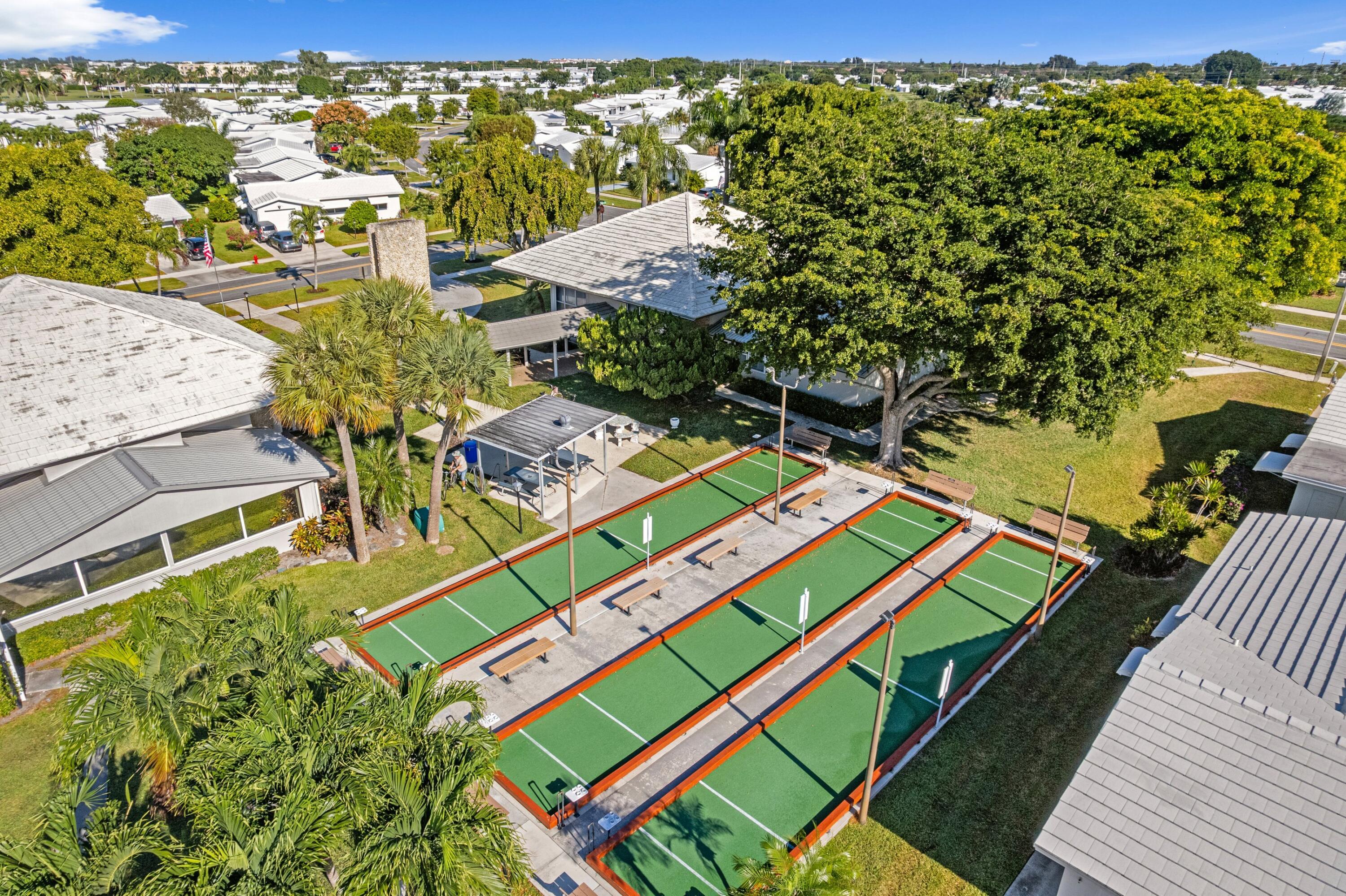 PALM BEACH LEISUREVILLE SEC 9 - Residential