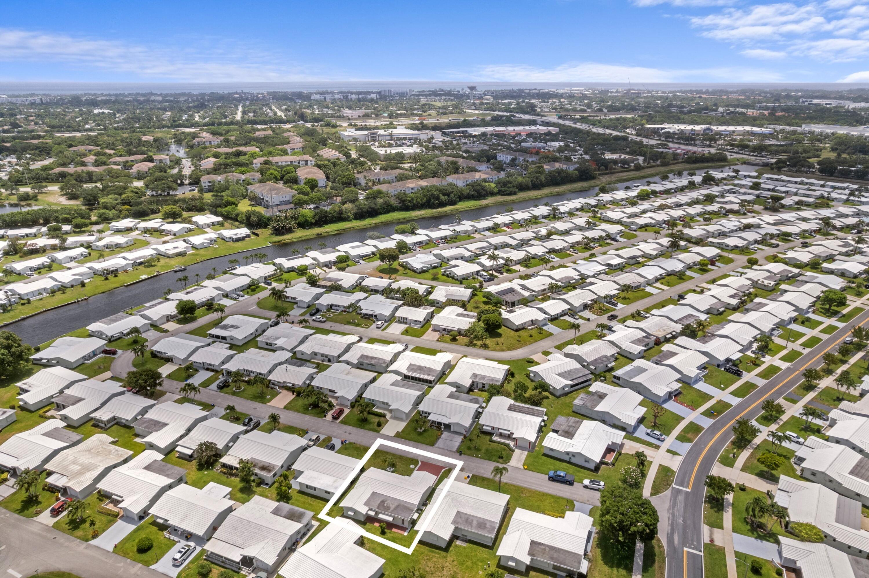 PALM BEACH LEISUREVILLE SEC 9 - Residential