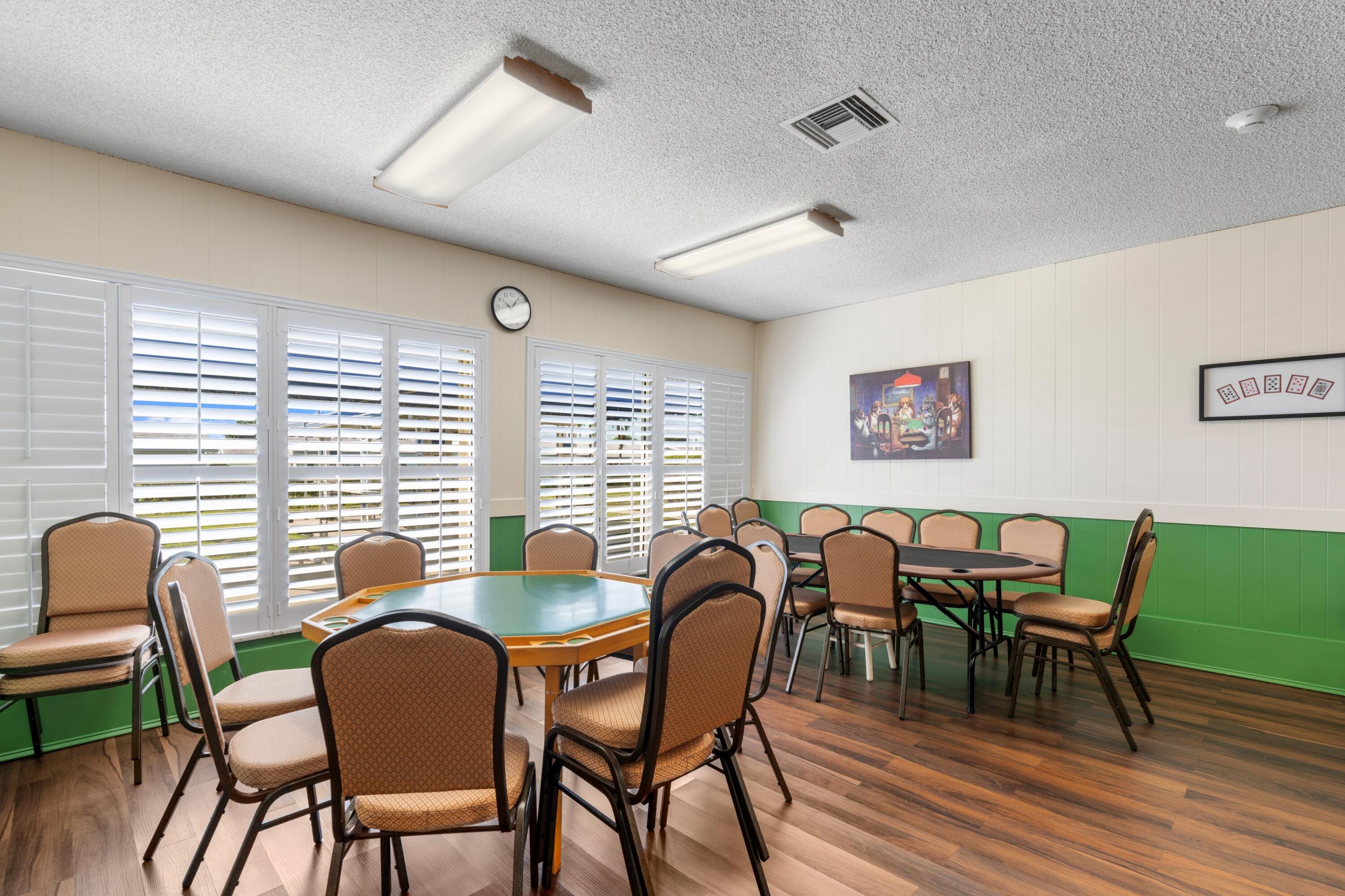 PALM BEACH LEISUREVILLE SEC 9 - Residential