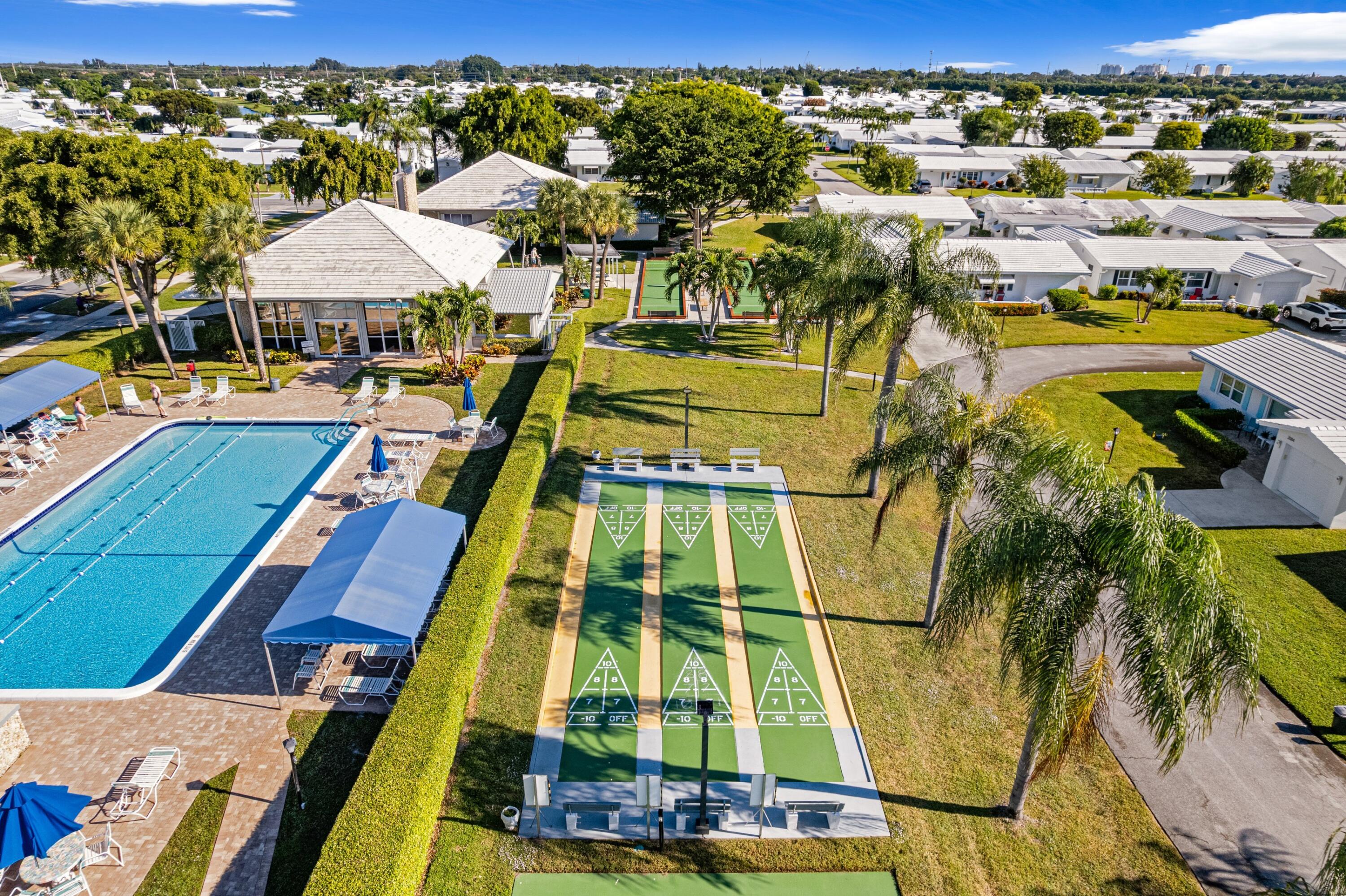 PALM BEACH LEISUREVILLE SEC 9 - Residential