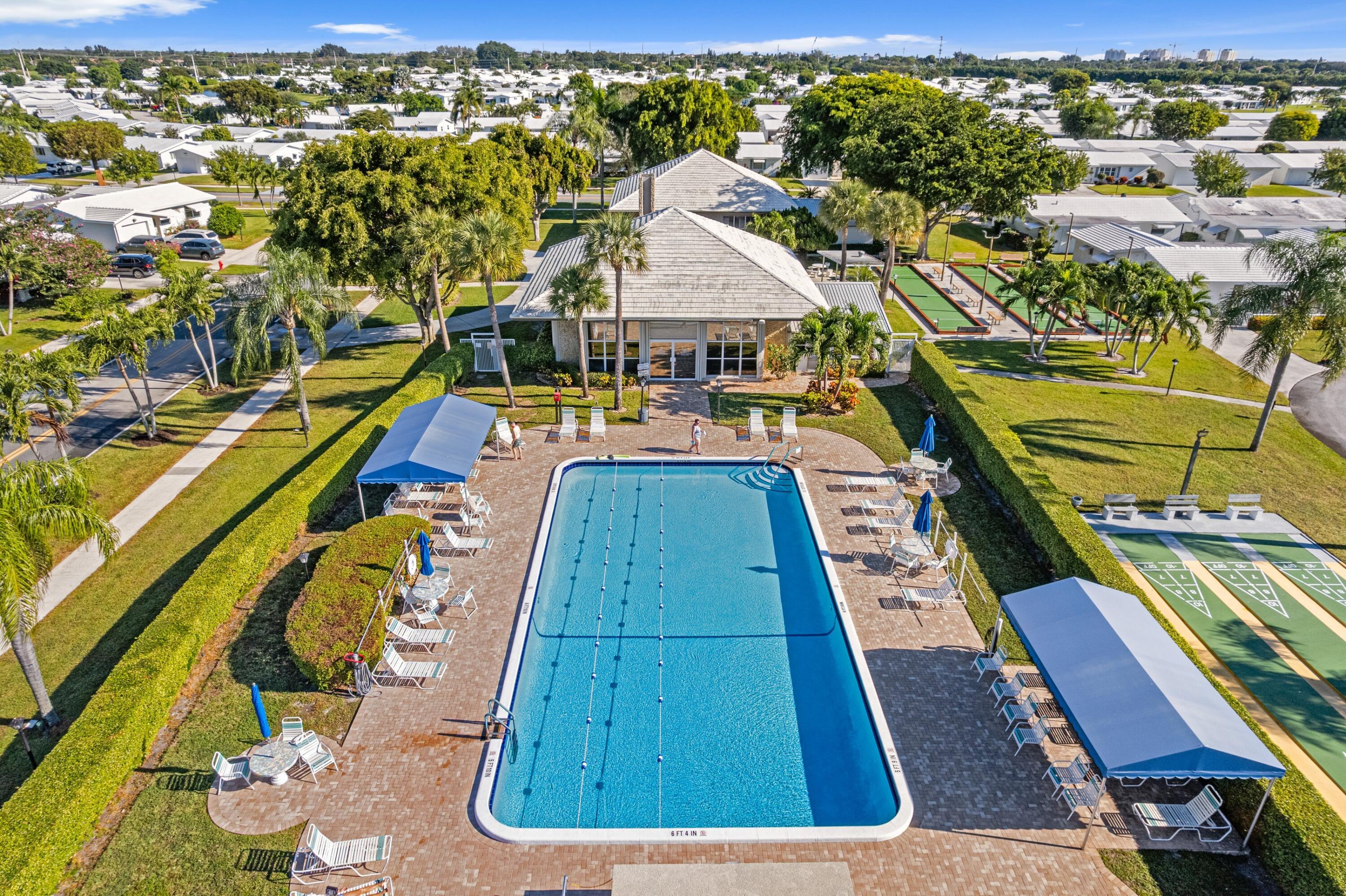 PALM BEACH LEISUREVILLE SEC 9 - Residential