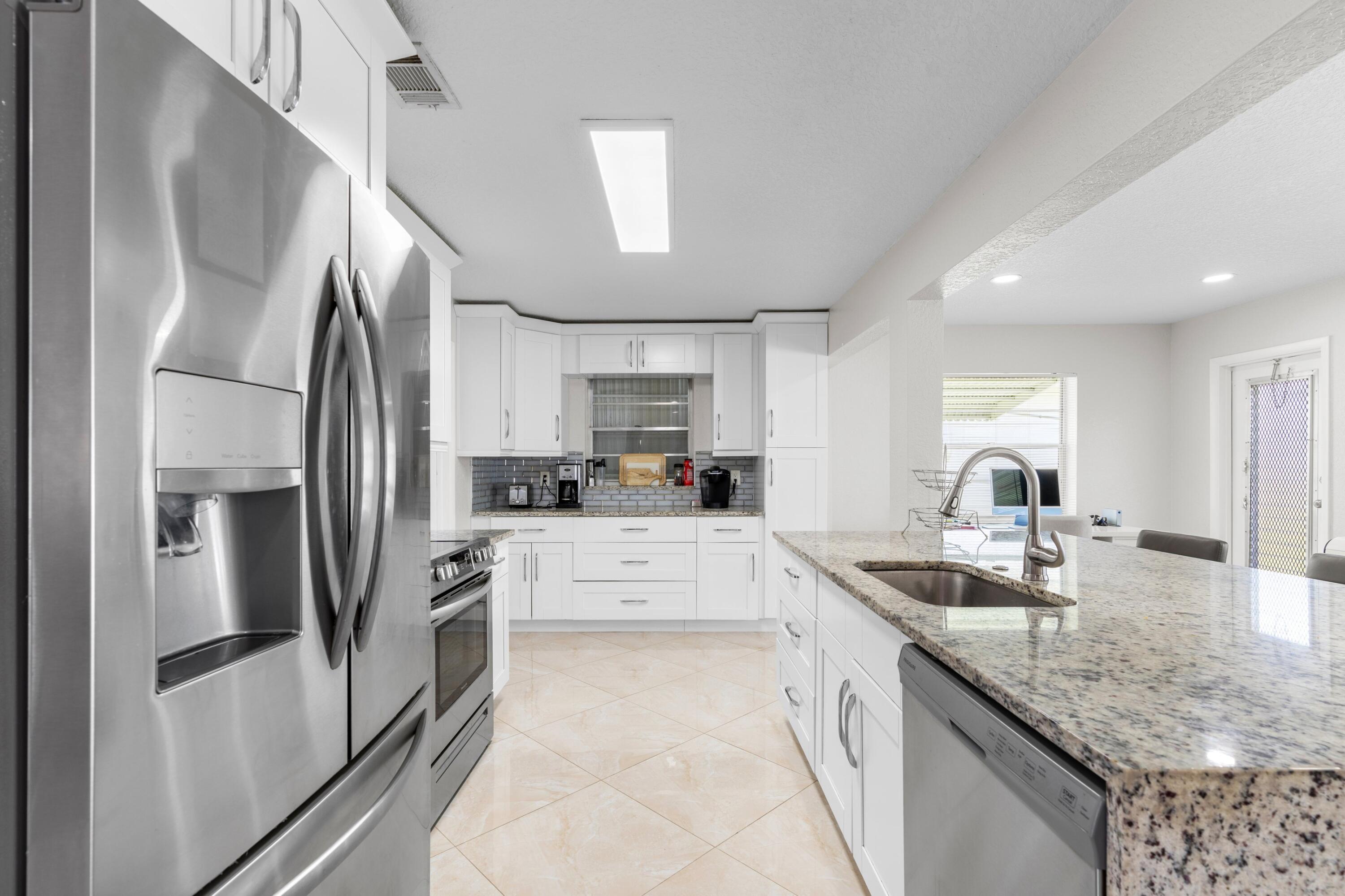 PALM BEACH LEISUREVILLE SEC 9 - Residential