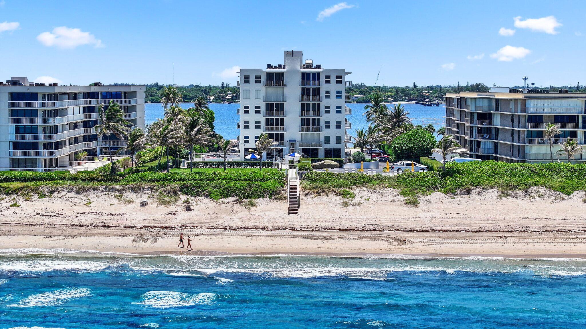 LA RENAISSANCE - Residential Lease