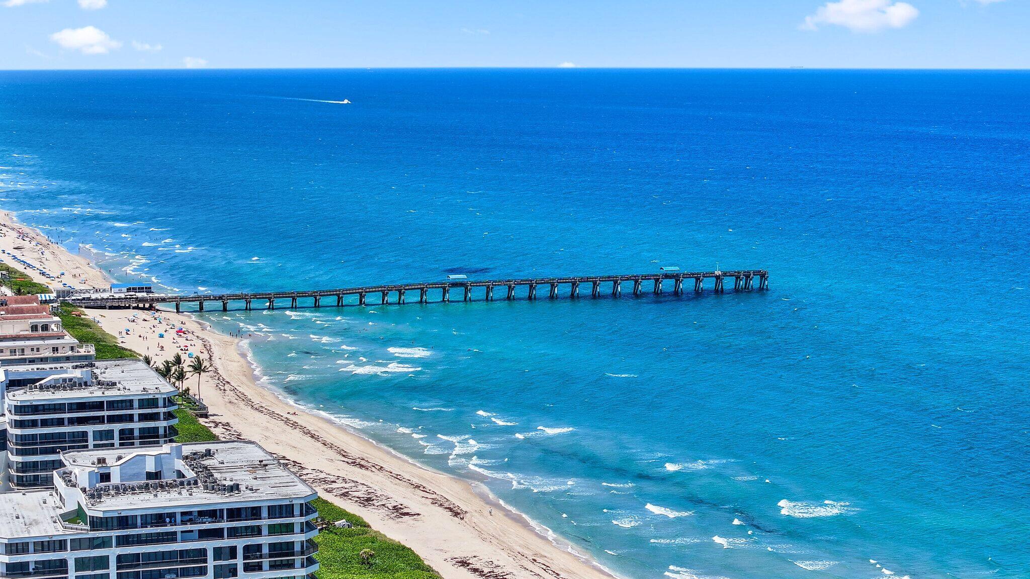 LA RENAISSANCE - Residential Lease