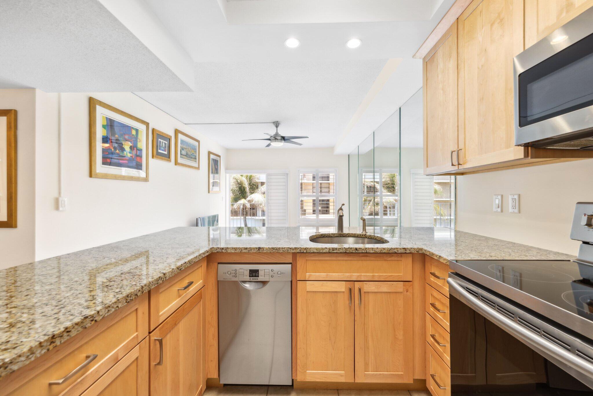 LA RENAISSANCE - Residential Lease