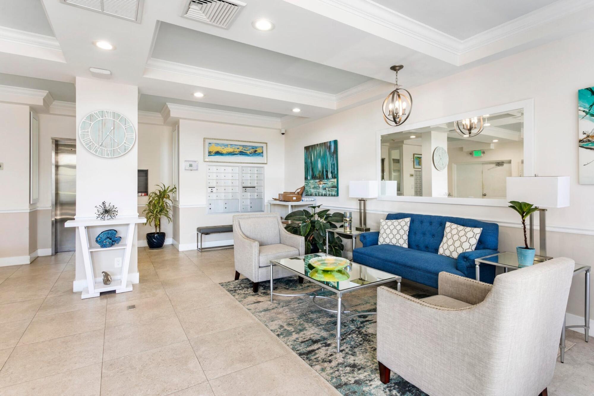 LA RENAISSANCE - Residential Lease