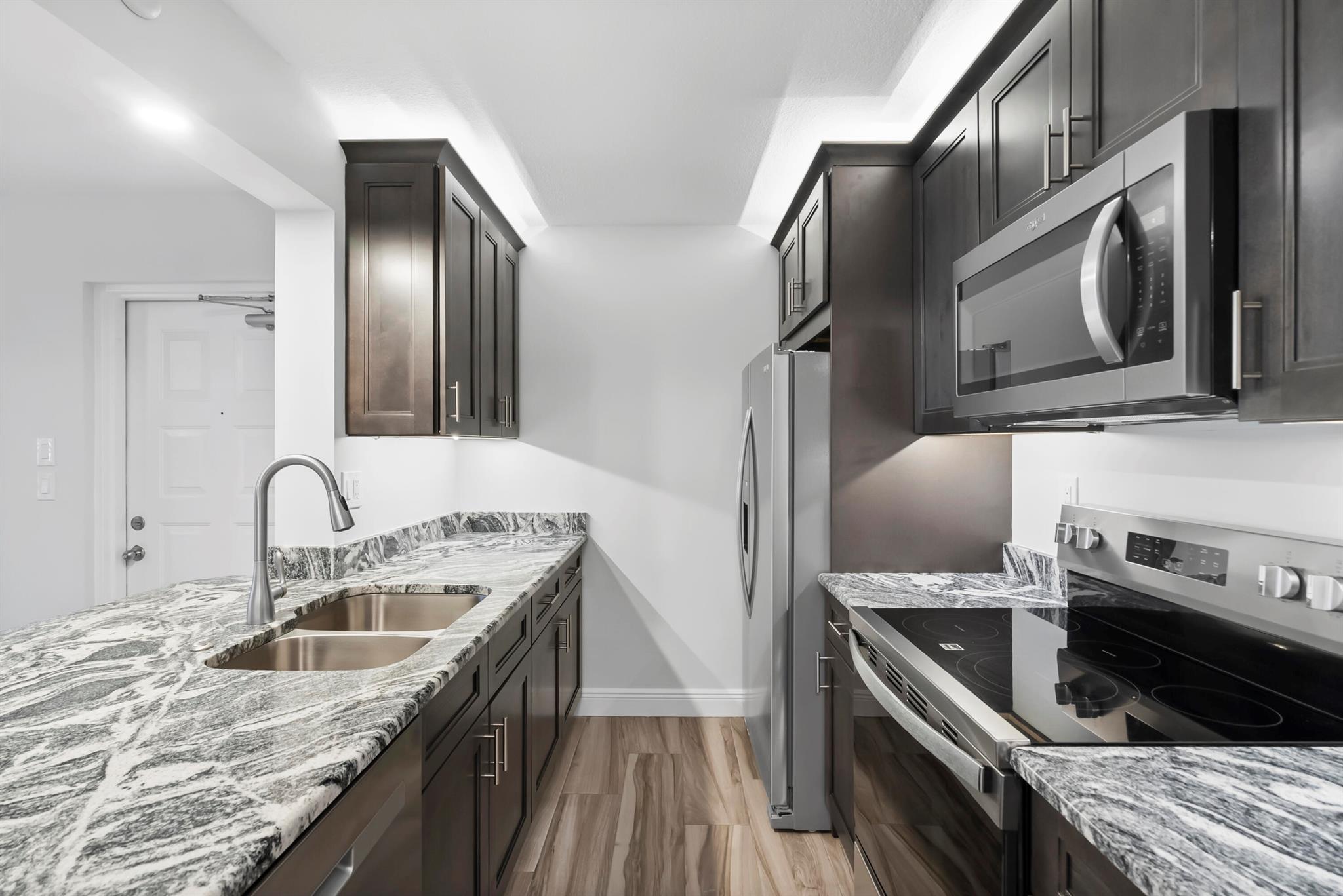 ANCHORAGE ON THE ST LUCIE - Residential Lease