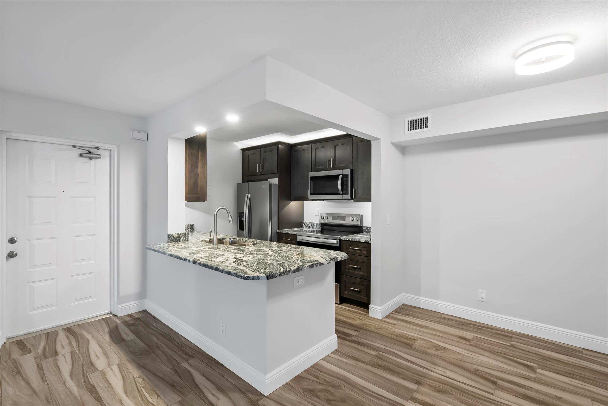 ANCHORAGE ON THE ST LUCIE - Residential Lease