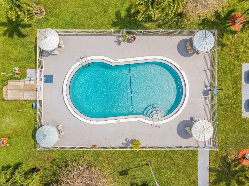 Pembroke House Condo - Residential