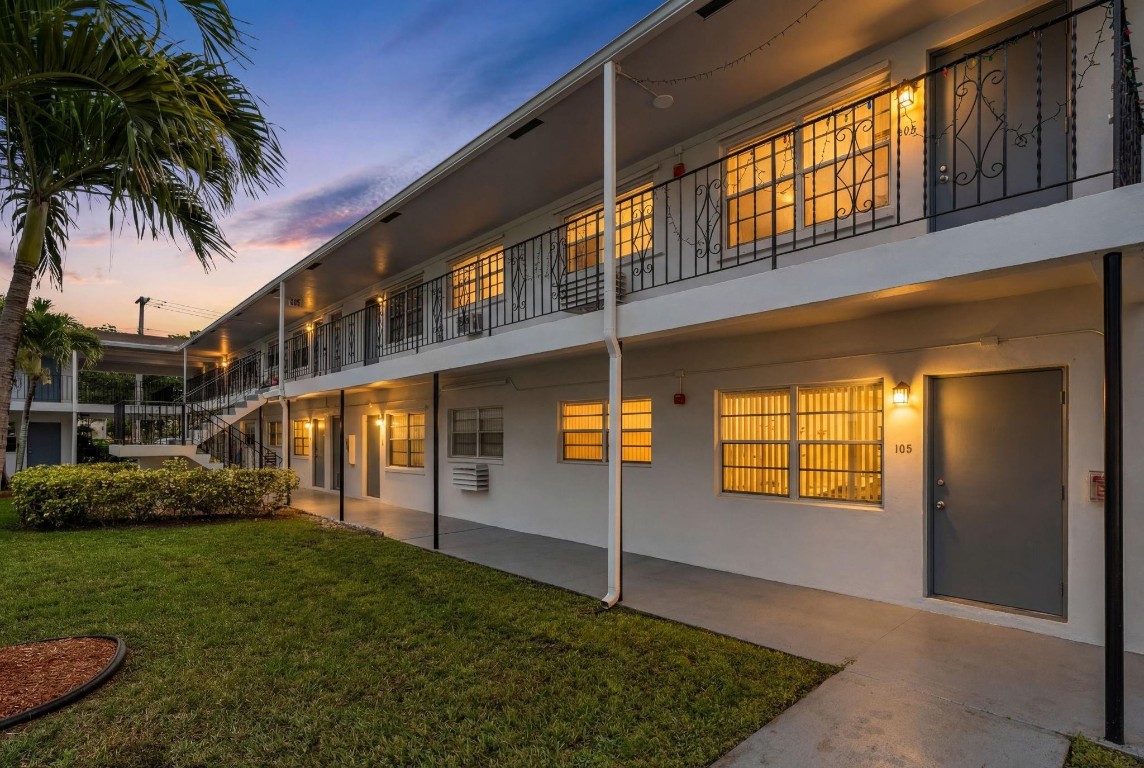 Pembroke House Condo - Residential