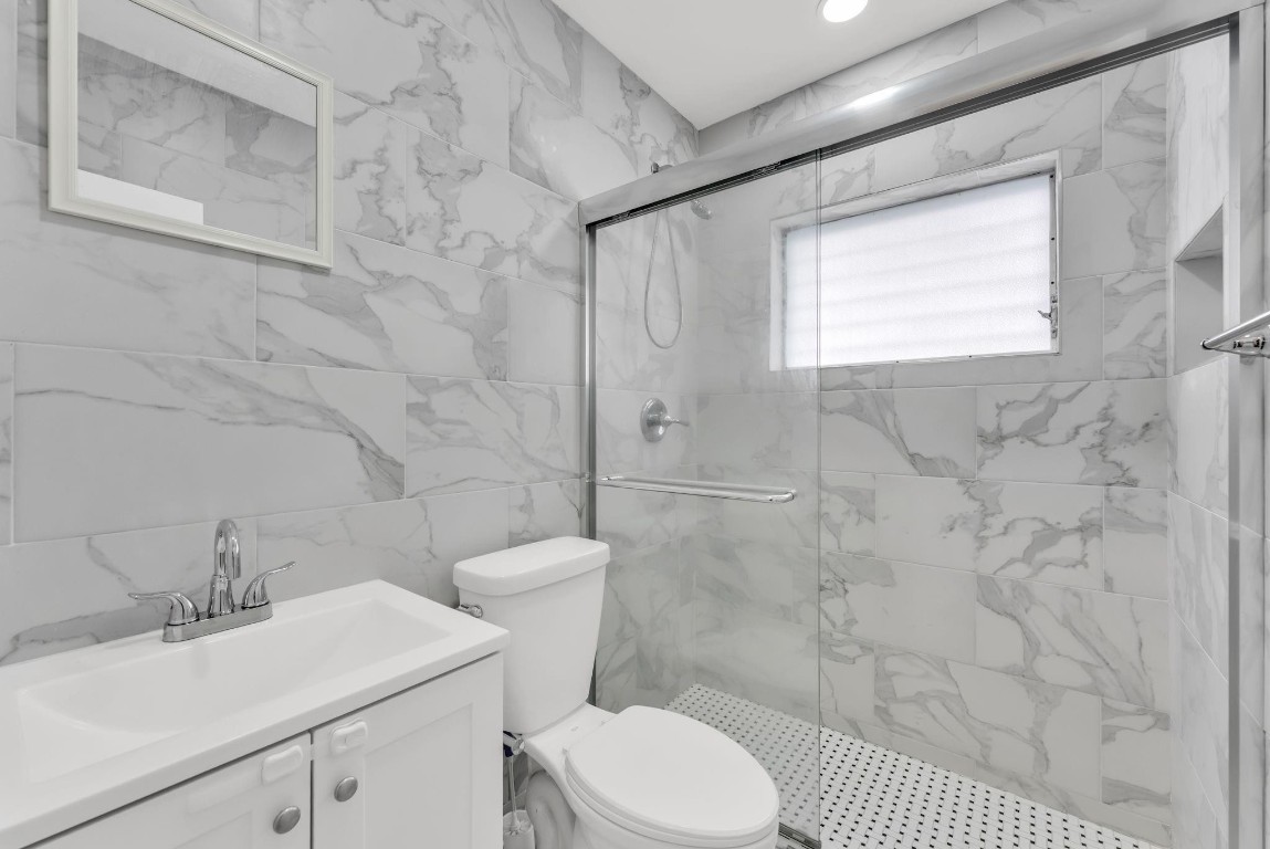 Pembroke House Condo - Residential