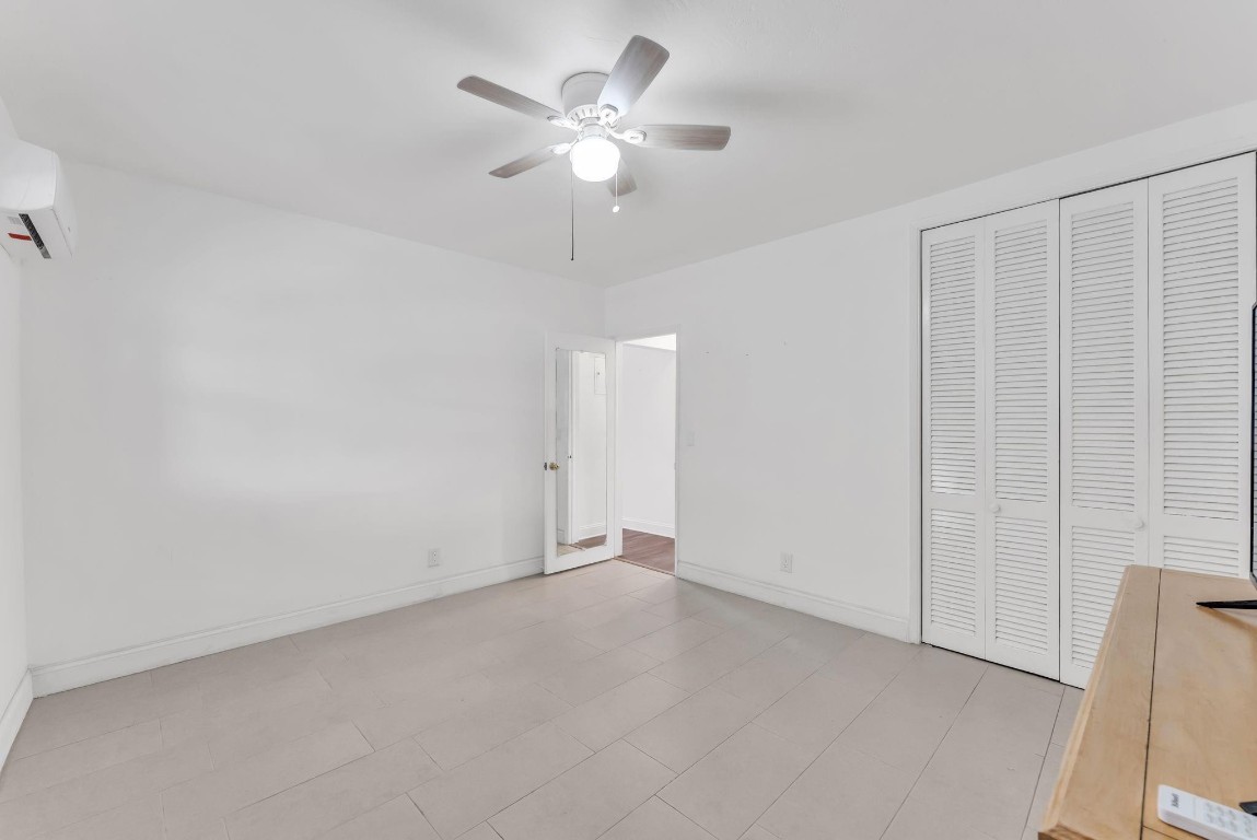 Pembroke House Condo - Residential