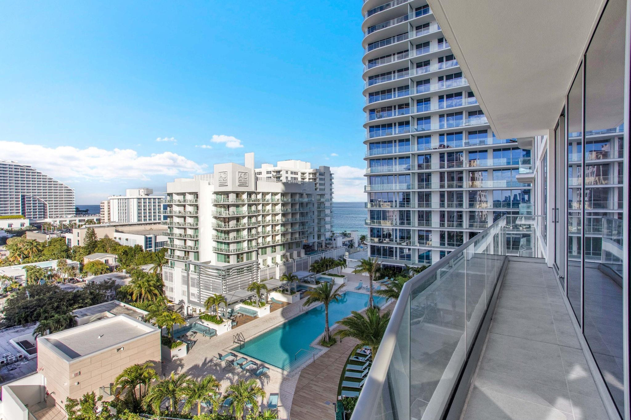 153 N Seabreeze Boulevard 804-S