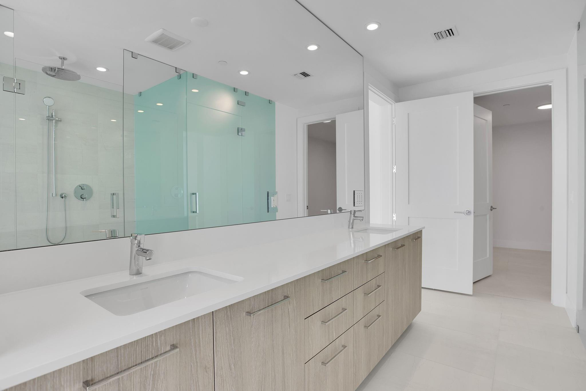 Selene Oceanfront Residence - Residential Lease