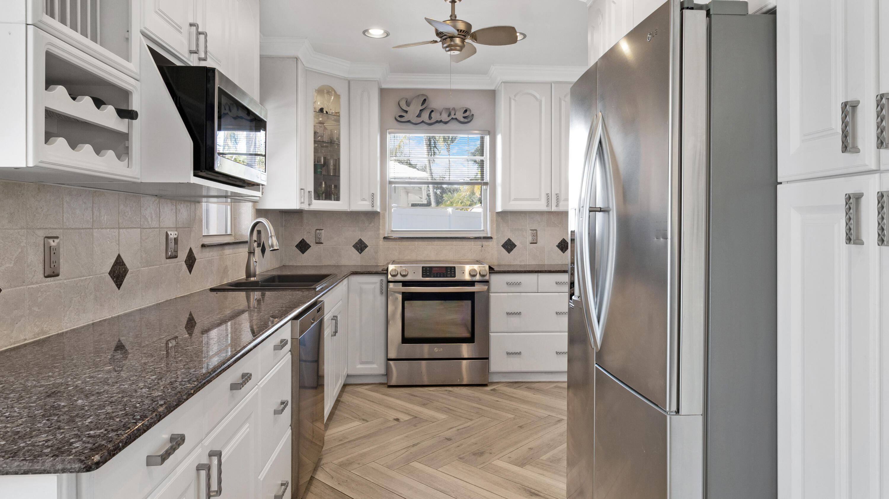 COVE 3RD SEC - Residential