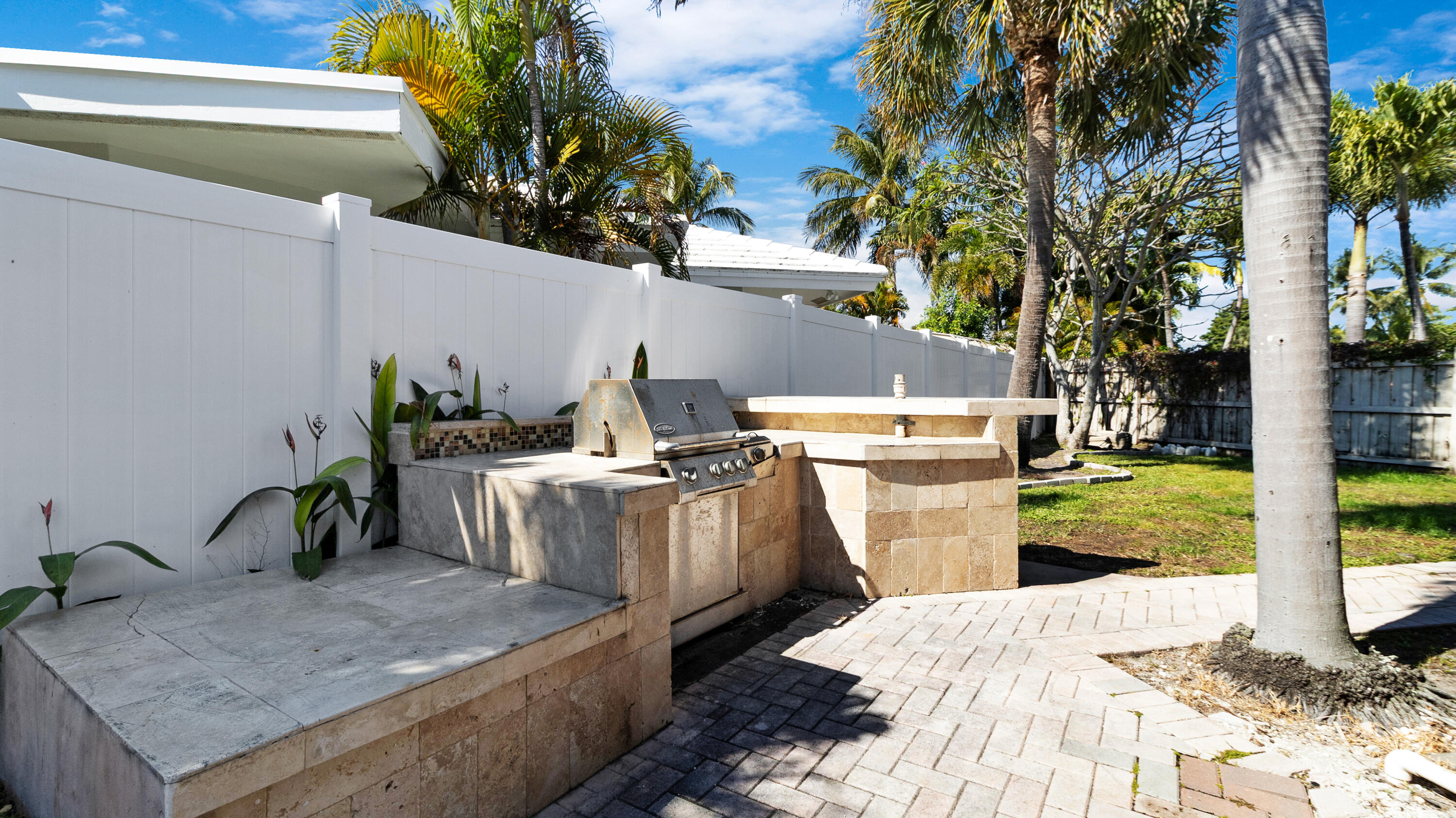 COVE 3RD SEC - Residential