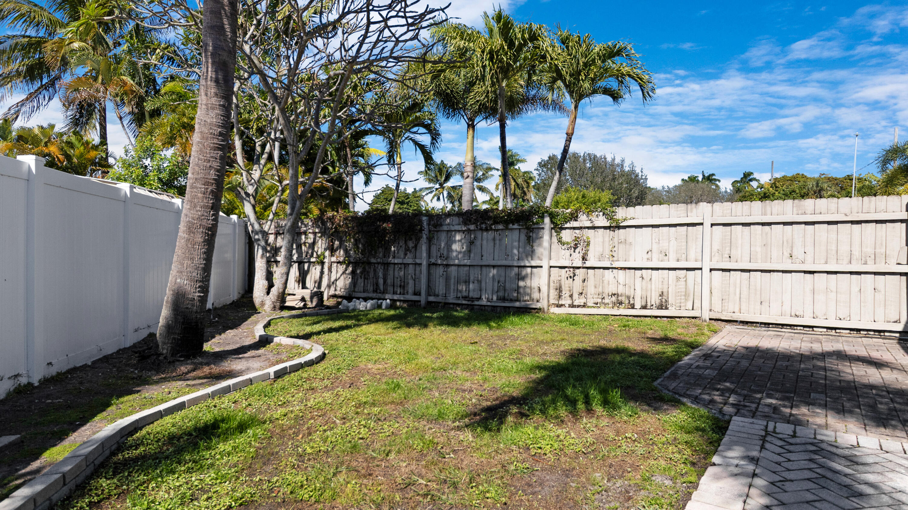 COVE 3RD SEC - Residential