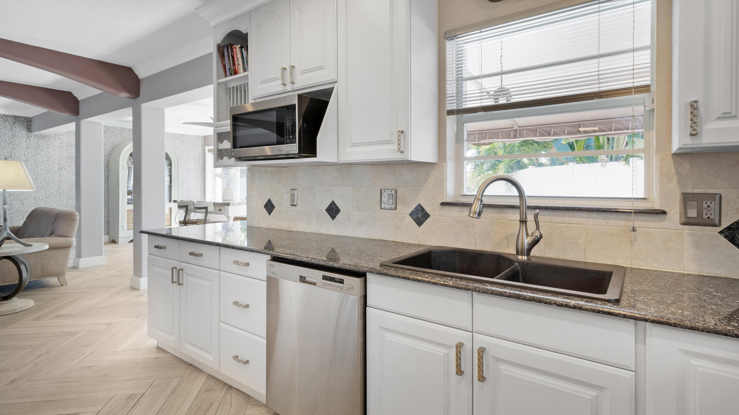 COVE 3RD SEC - Residential