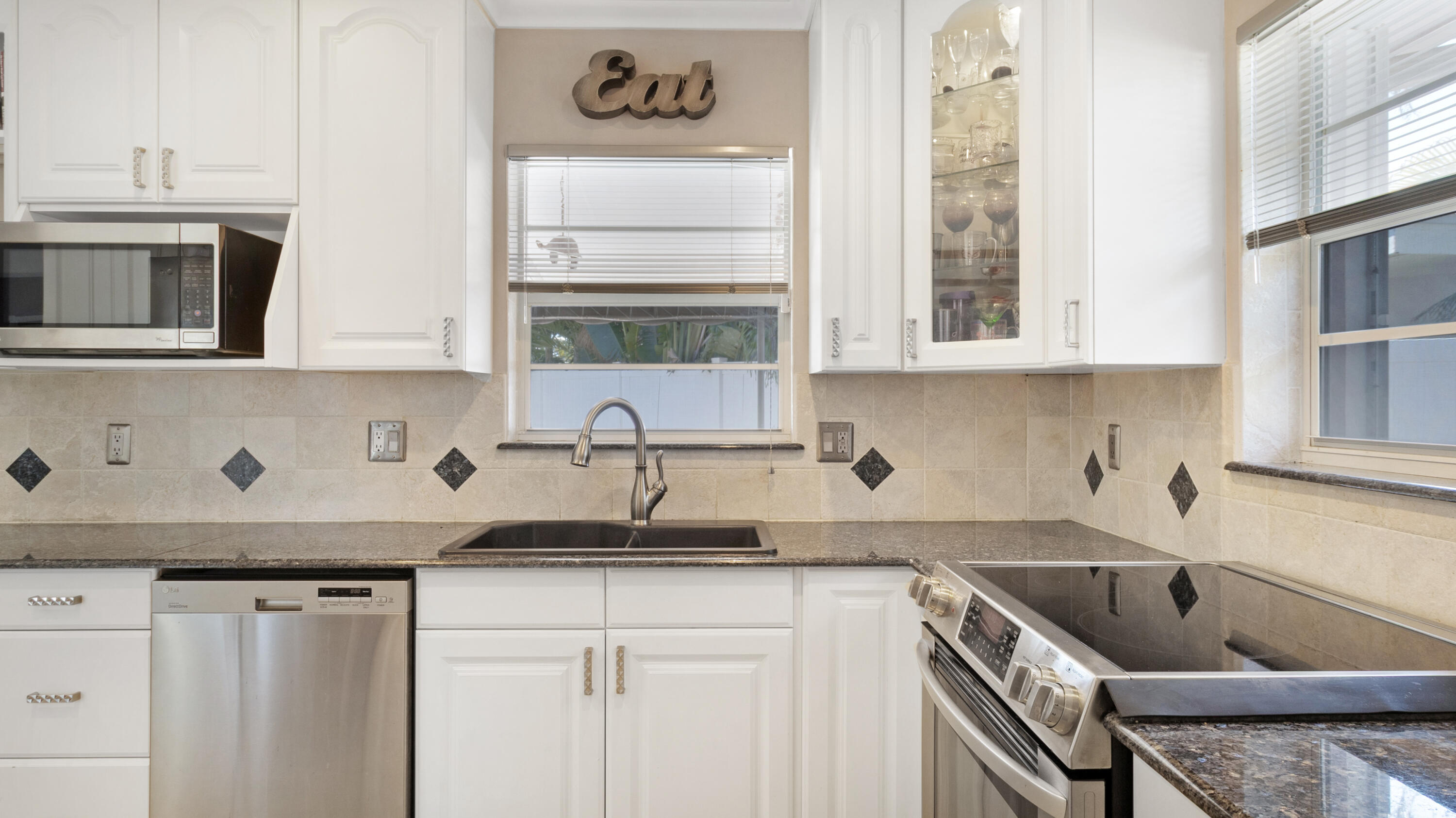 COVE 3RD SEC - Residential