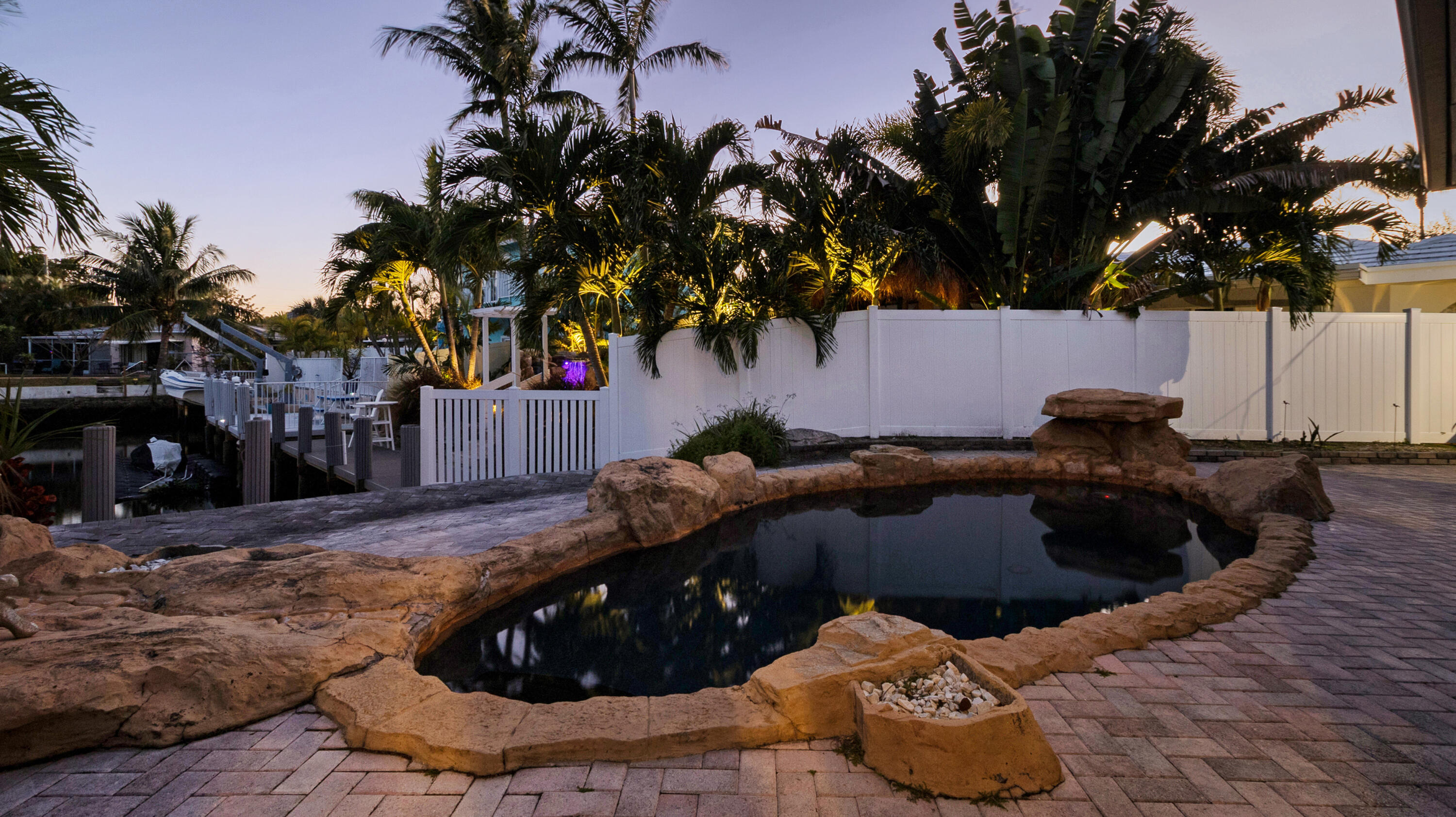 COVE 3RD SEC - Residential