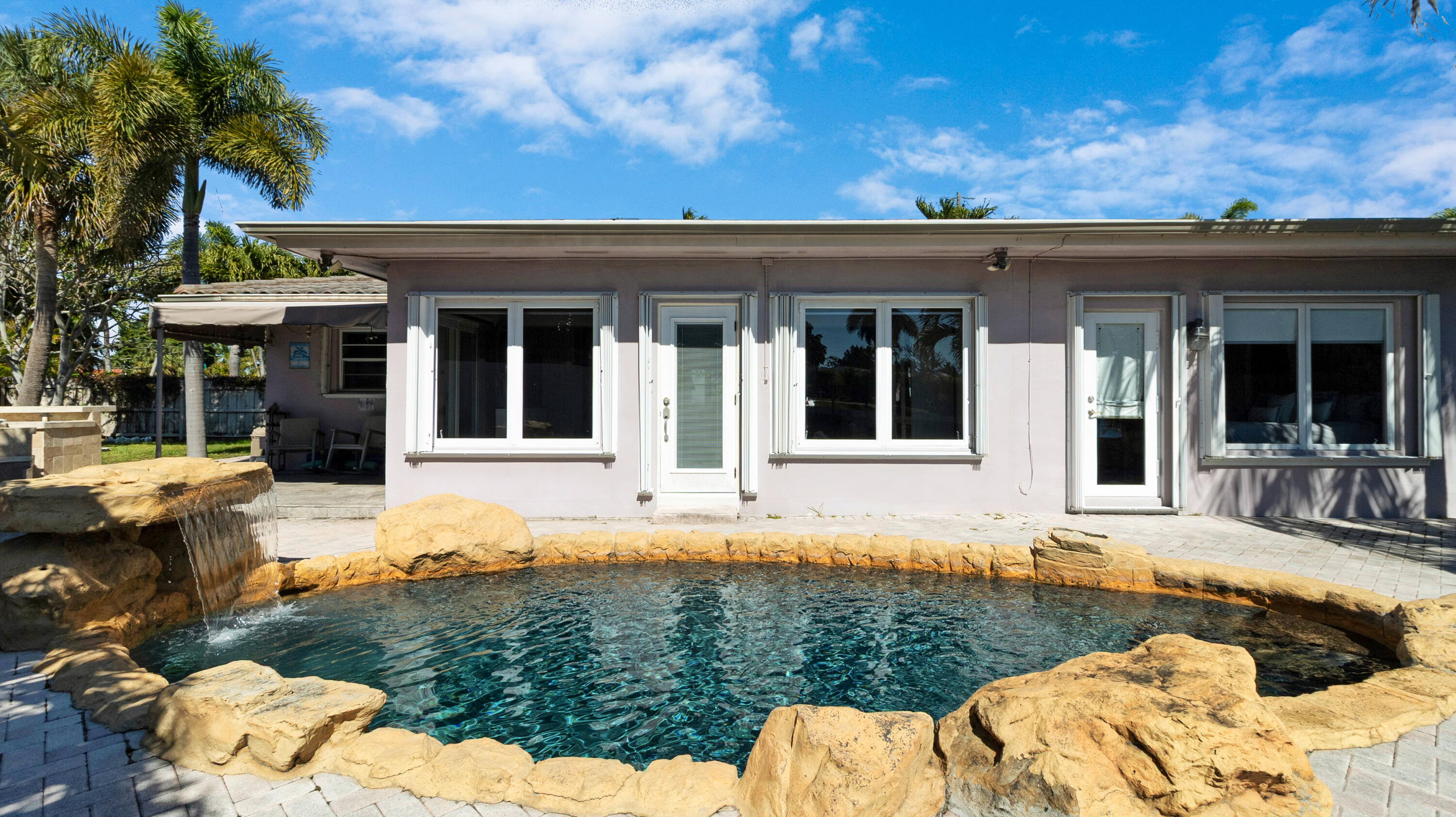 COVE 3RD SEC - Residential