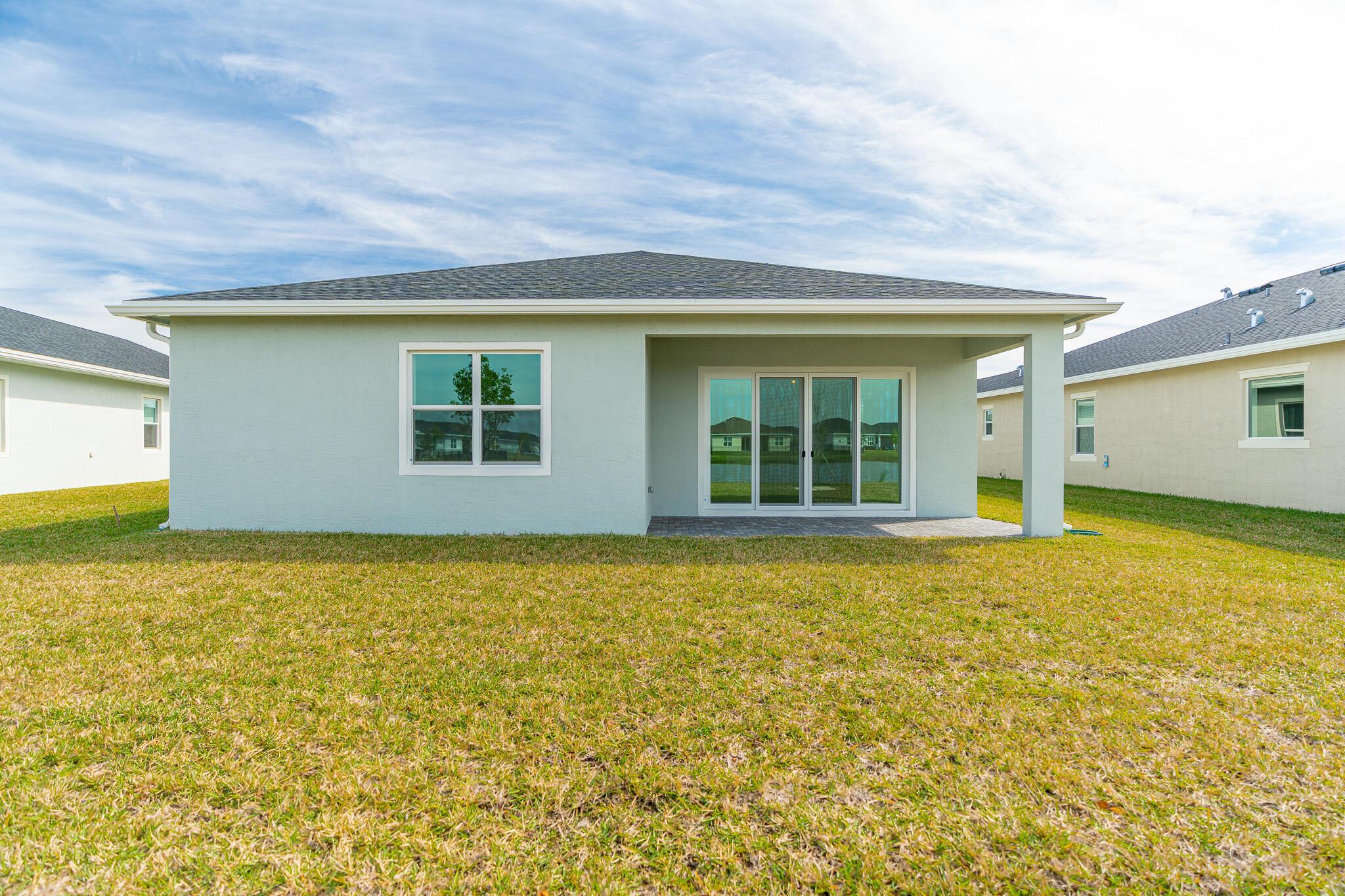 REPLAT OF VERANDA PRESERV - Residential Lease