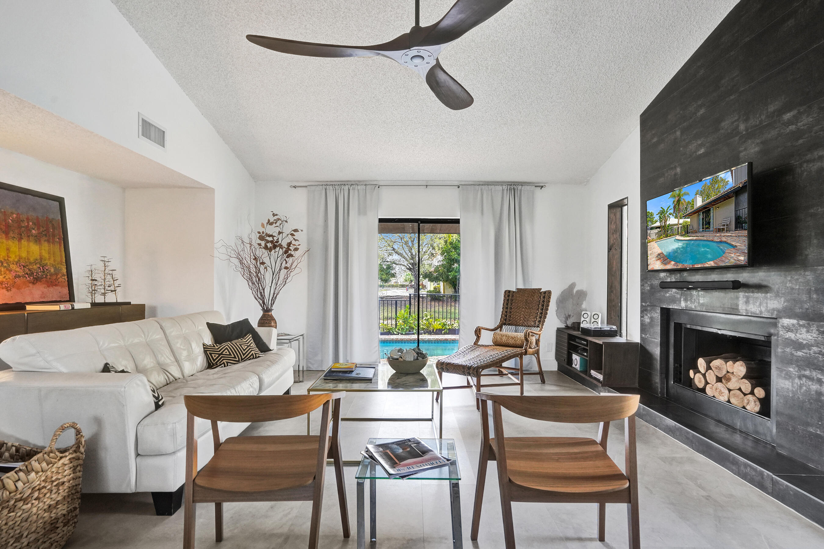 CYPRESS RUN - Residential