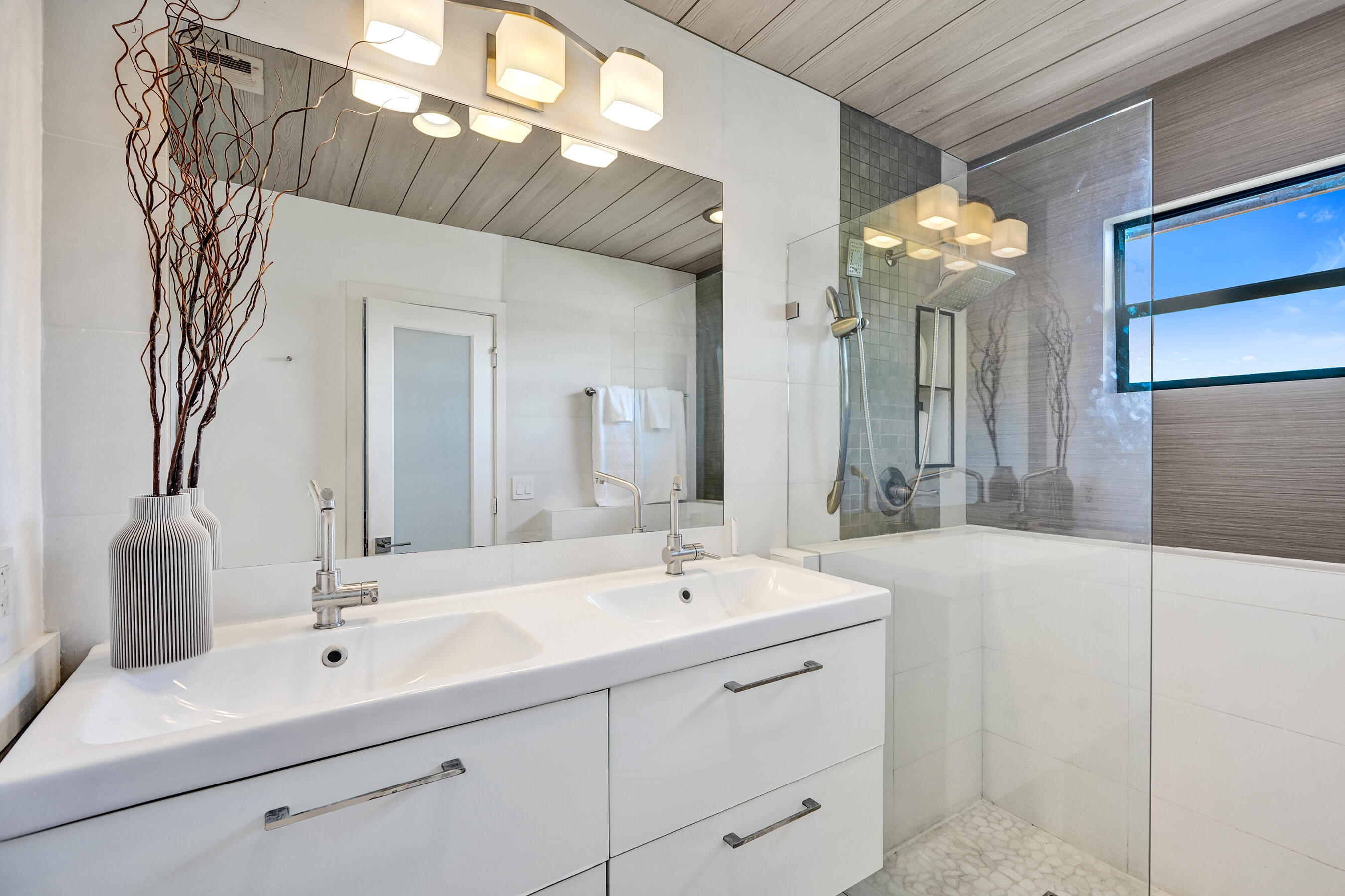 CYPRESS RUN - Residential