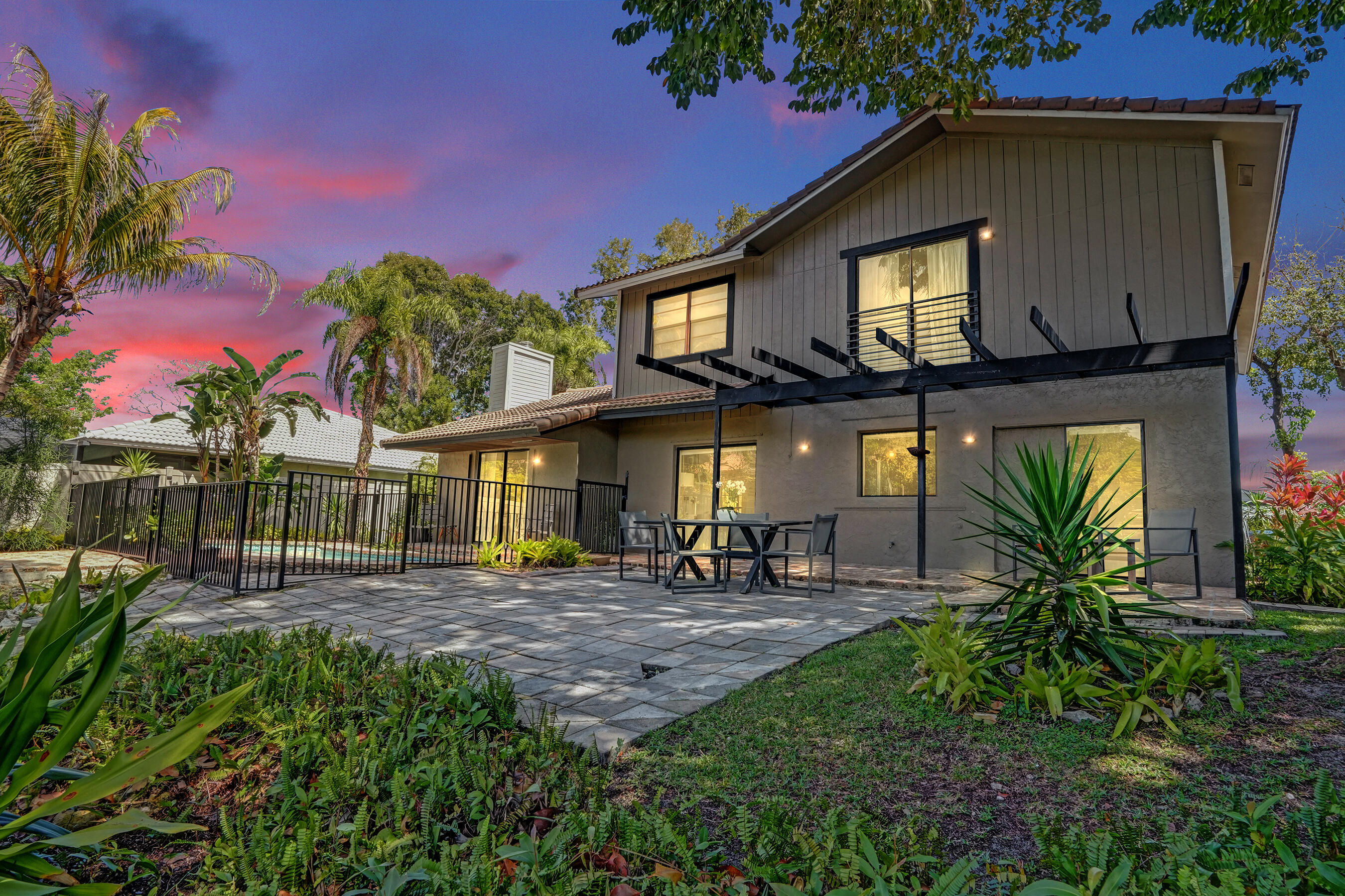 CYPRESS RUN - Residential