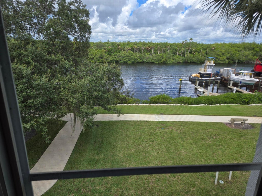 Photo of 2512 SE Anchorage Cove #F-3, Port Saint Lucie, FL 34952 (MLS # B26082112)