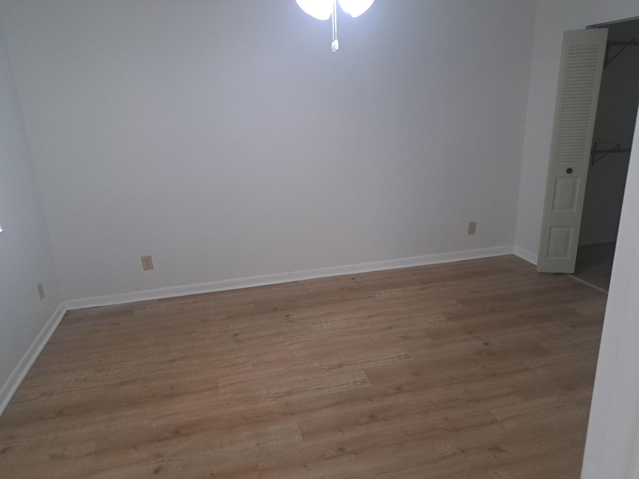 SUNRISE LAKES 215 CONDO - Residential