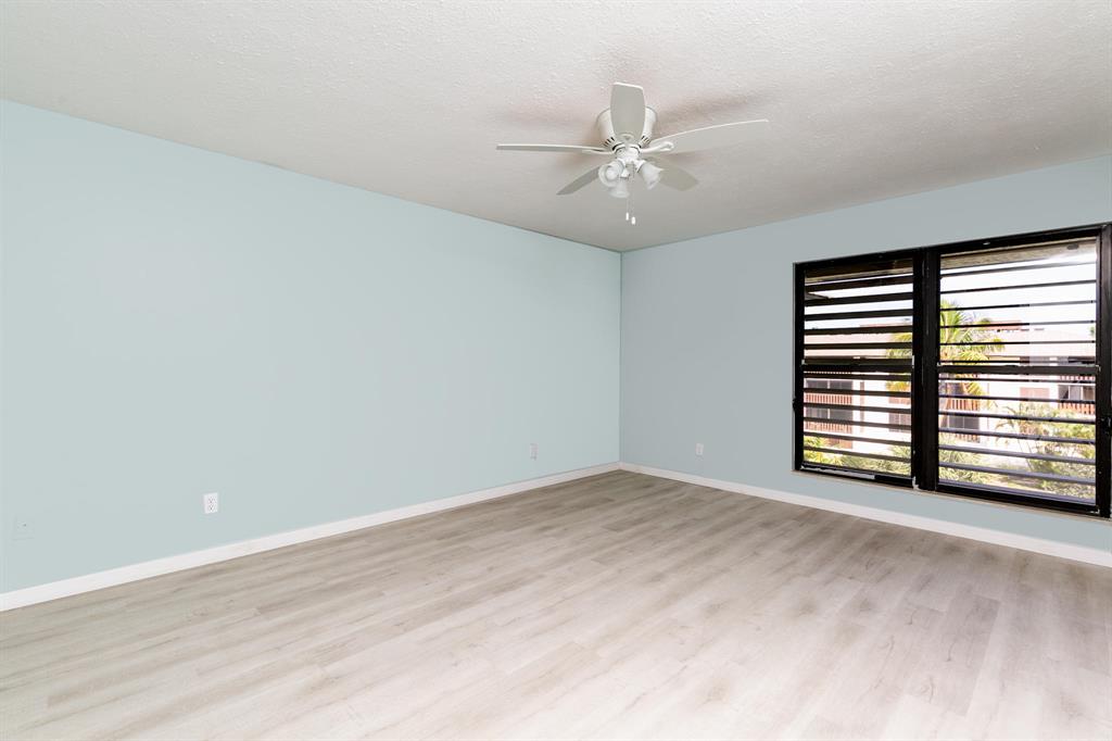 ST LUCIE CLUB & APT HOMES CONDO - Residential Lease