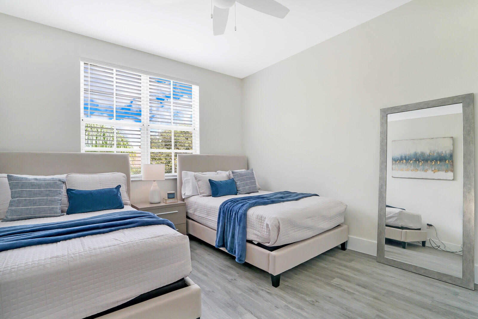 ST ANDREWS AT POLO CLUB CONDO - Residential Lease