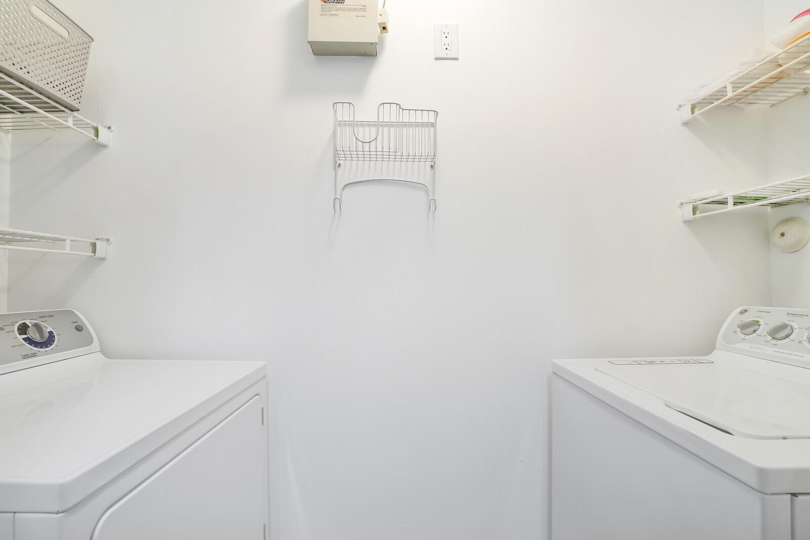 ST ANDREWS AT POLO CLUB CONDO - Residential Lease