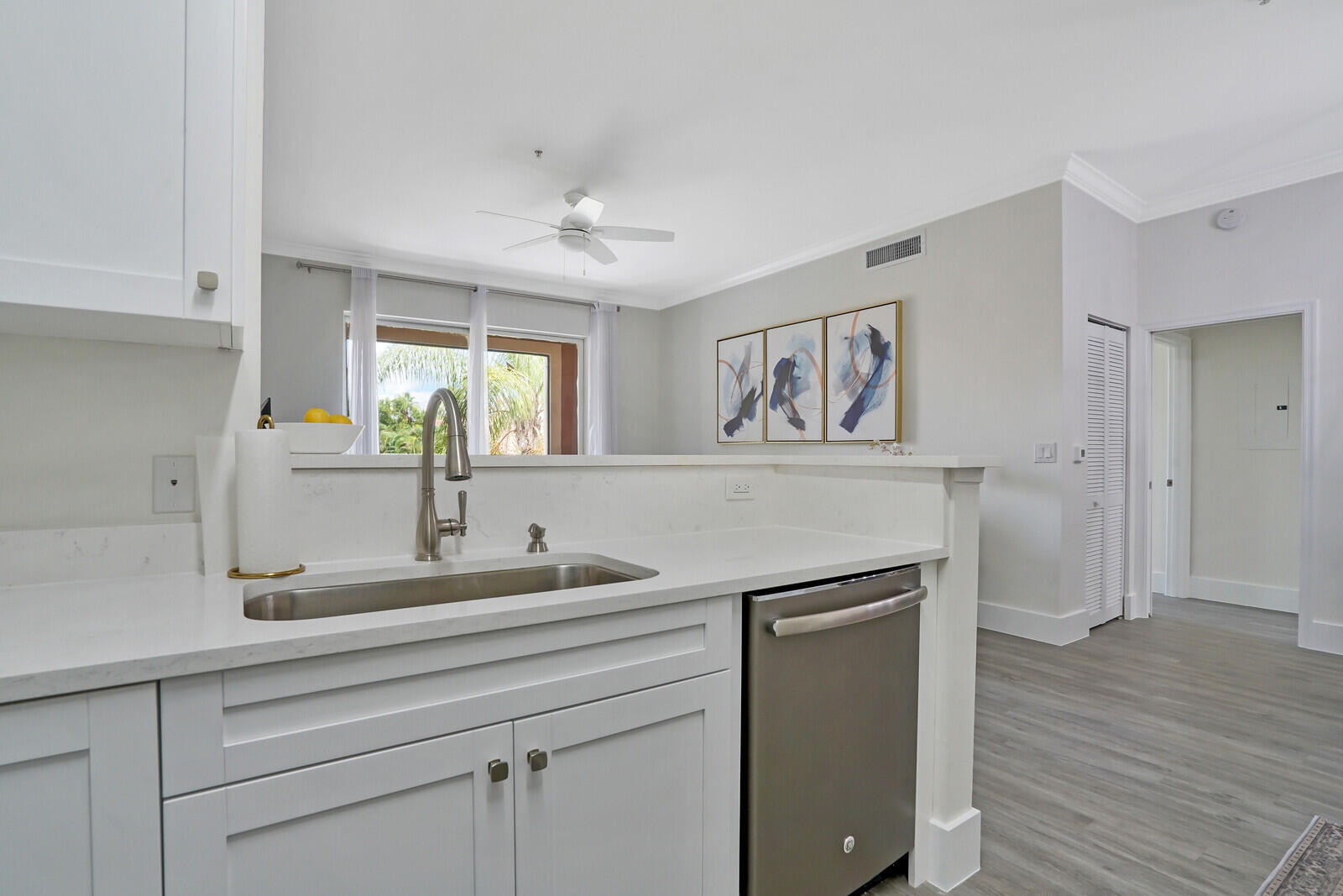 ST ANDREWS AT POLO CLUB CONDO - Residential Lease