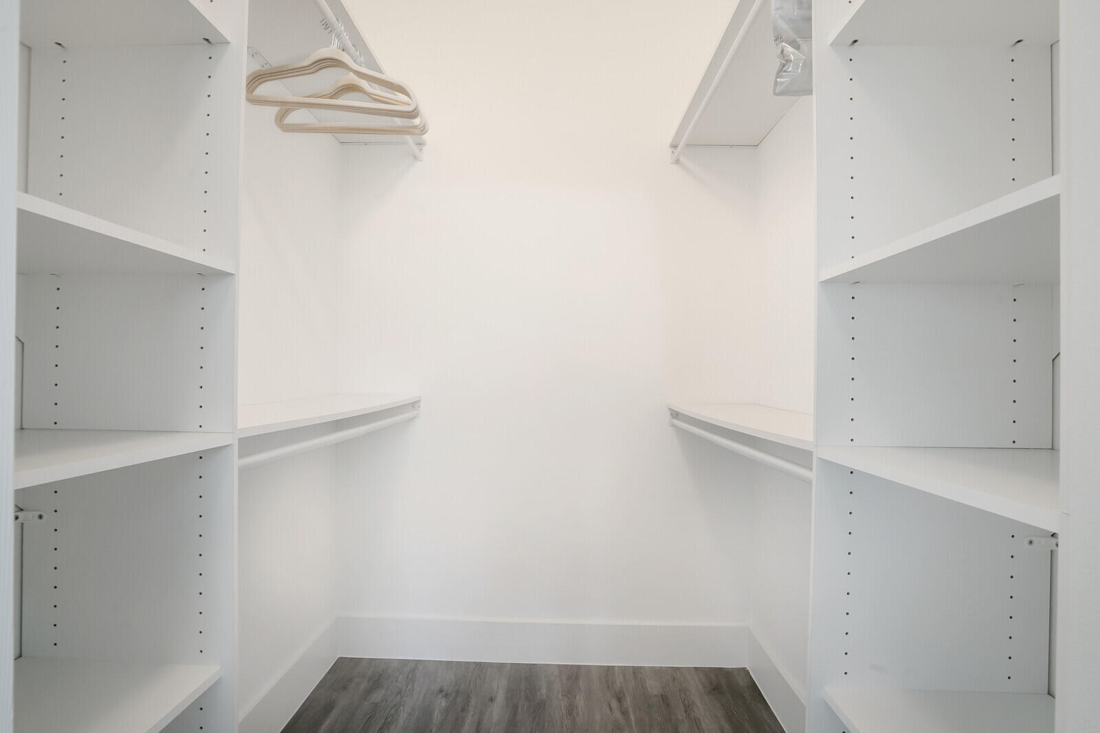 ST ANDREWS AT POLO CLUB CONDO - Residential Lease