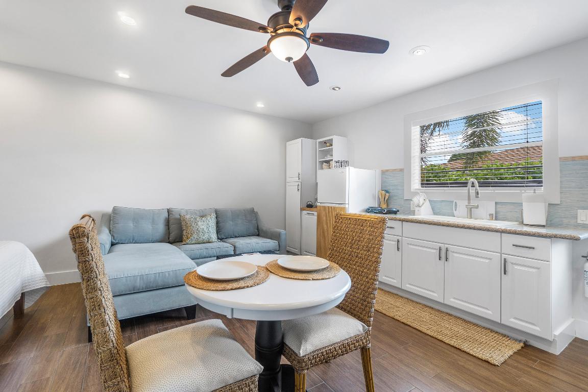 FLORIDA GARDENS 4 - Residential Lease