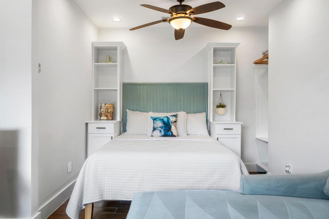 FLORIDA GARDENS 4 - Residential Lease