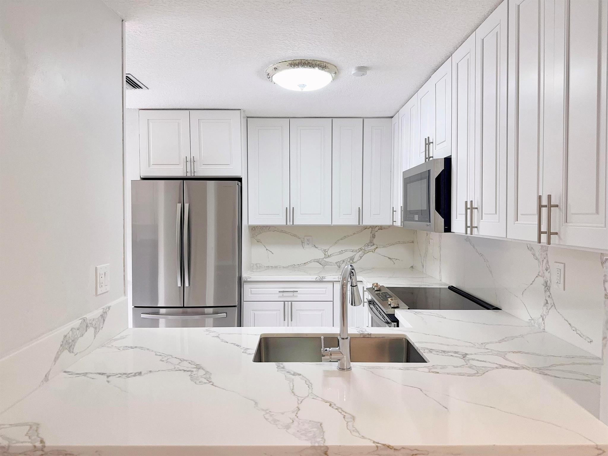 483 NW 36th Avenue