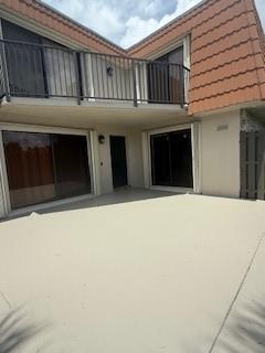 1534 W Harmony Lake Cir