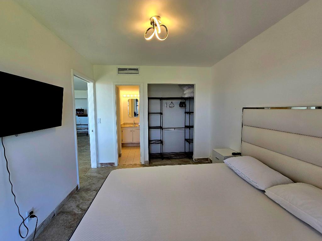 CORONADO CONDO-TOWER II - Residential