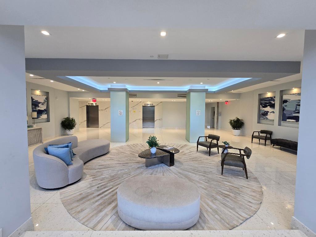 CORONADO CONDO-TOWER II - Residential