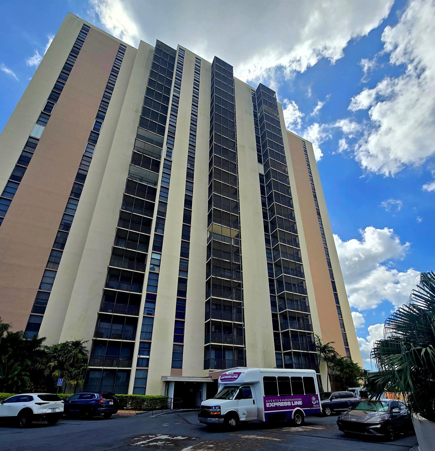 CORONADO CONDO-TOWER II - Residential