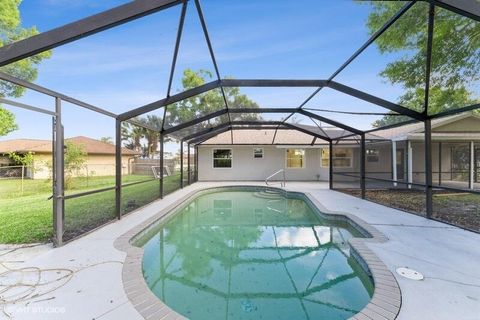 A home in Port St Lucie