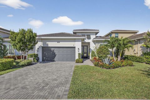 5565 Sanibel Lane The Acreage FL 33470