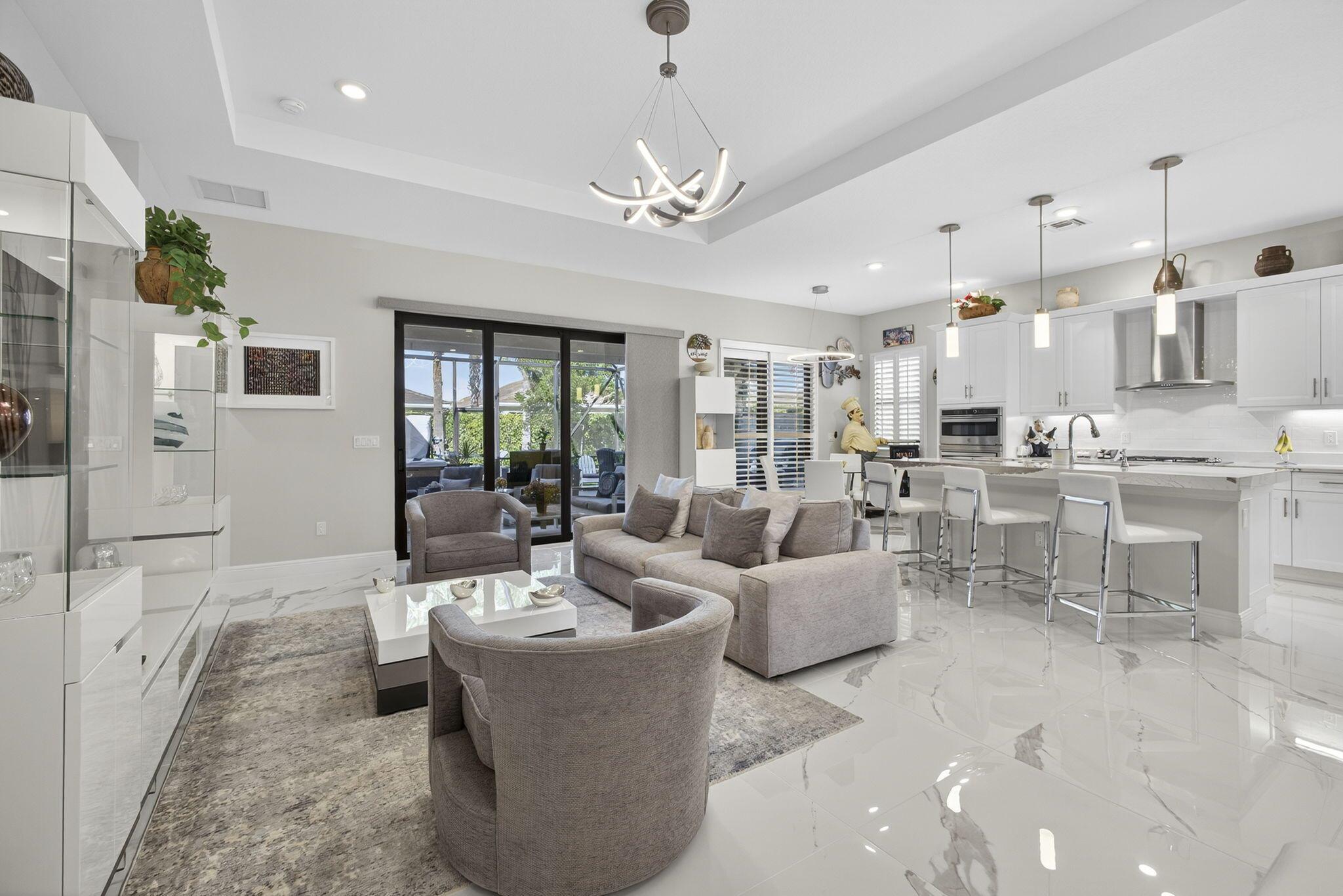 CRESSWIND PALM BEACH - Residential