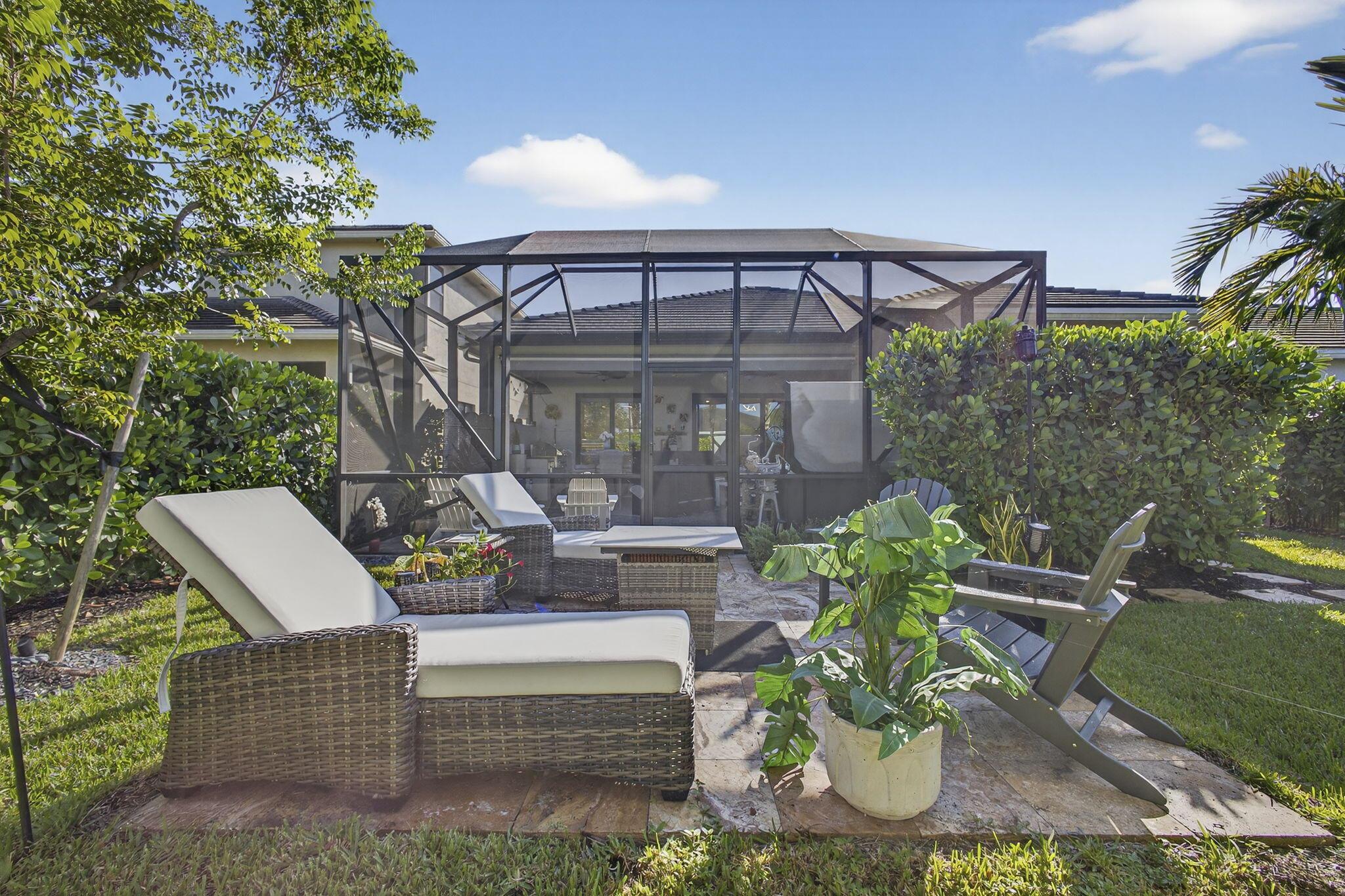 CRESSWIND PALM BEACH - Residential