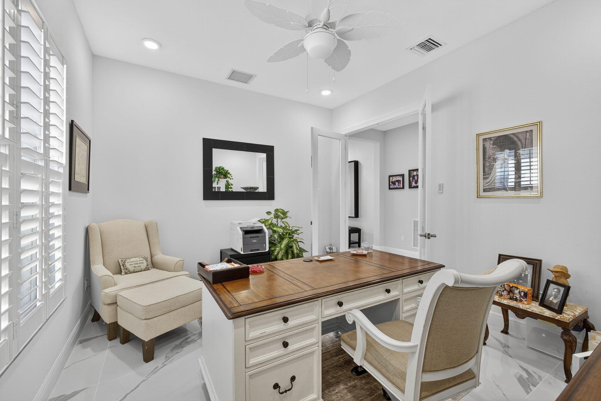 CRESSWIND PALM BEACH - Residential