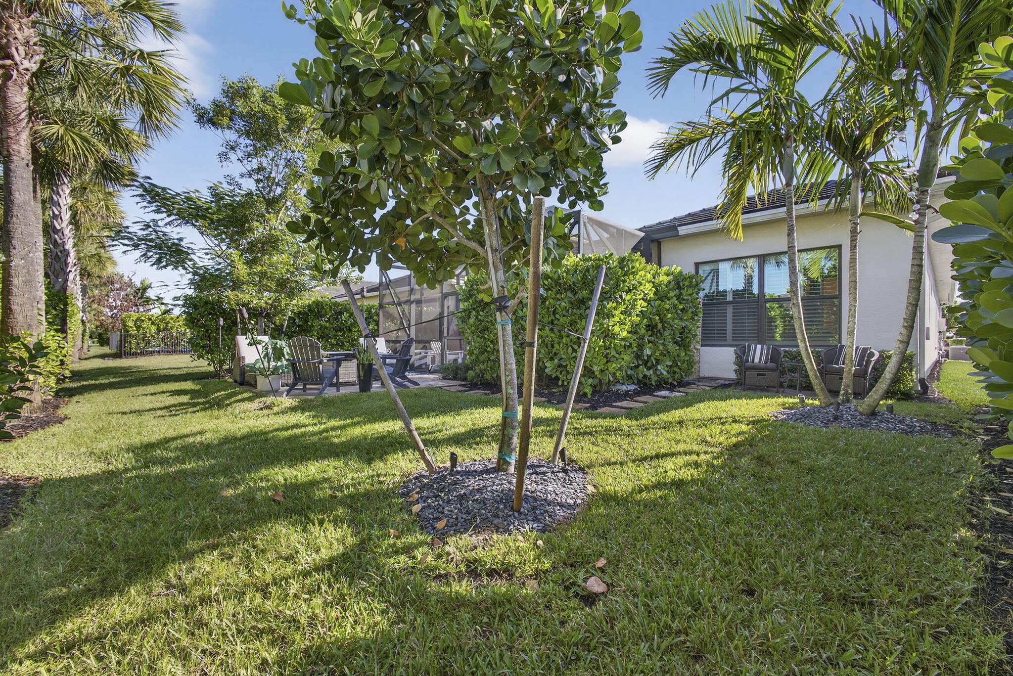 CRESSWIND PALM BEACH - Residential