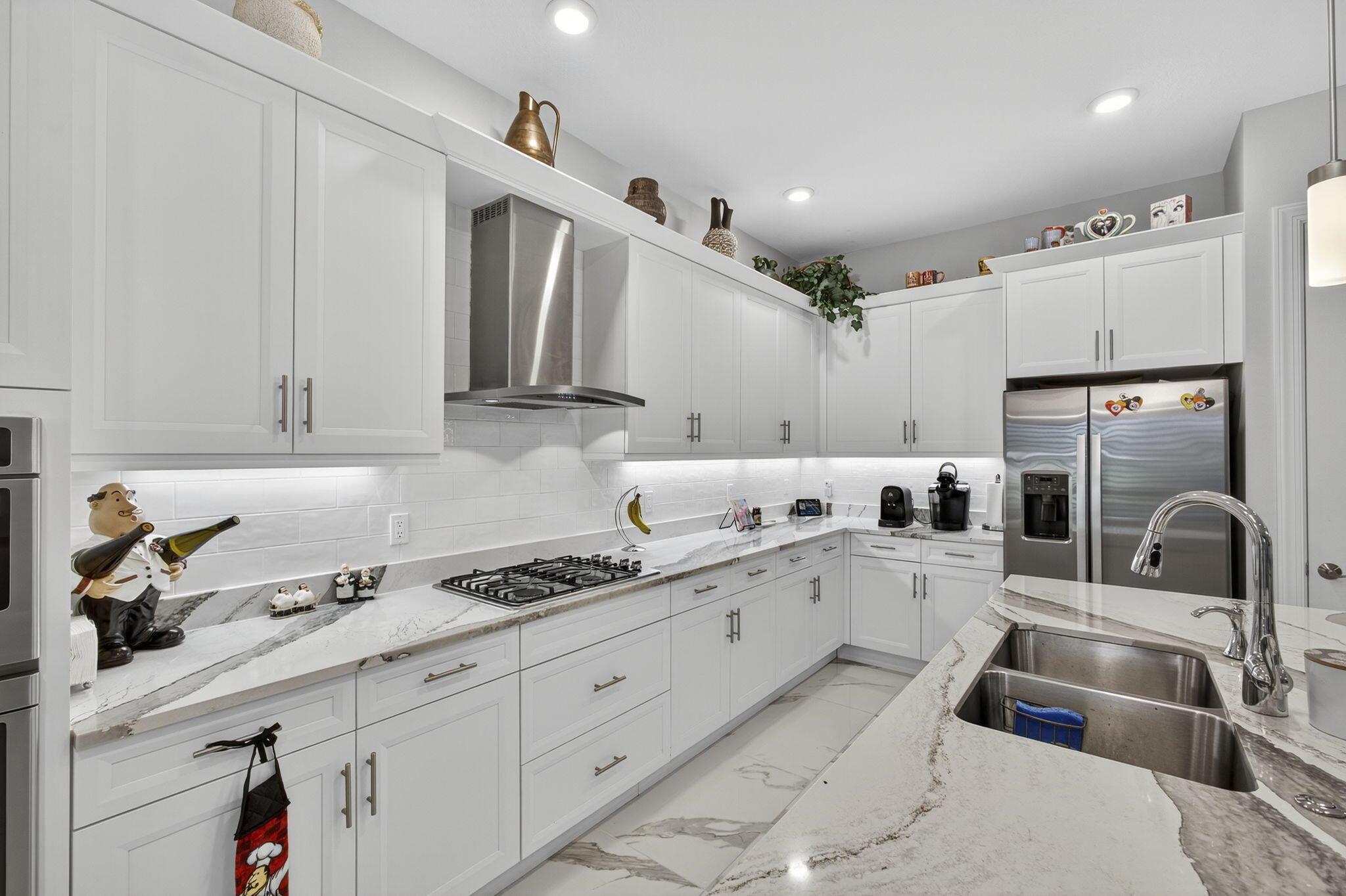 CRESSWIND PALM BEACH - Residential